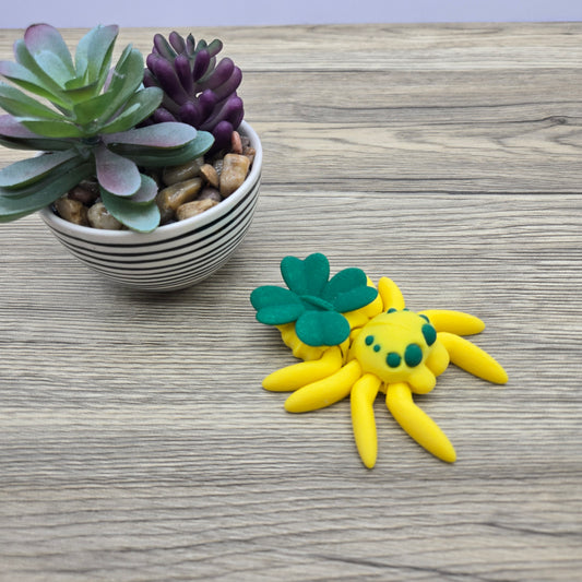 Clover Spider- Yellow and Green