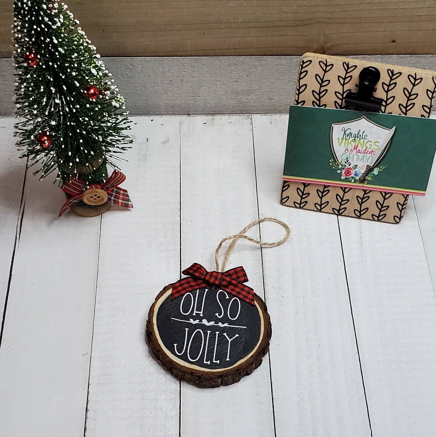 Round Wood Slice Ornament, Your Choice of 1 or a Set, Merry Christmas, Rustic Farmhouse Christmas, Christmas Tree Ornaments, Holiday Tree